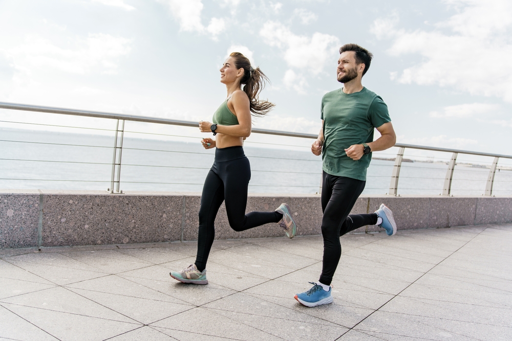 A,Group,Of,Friends,Exercises,For,Cardio,Endurance,,Use,A running